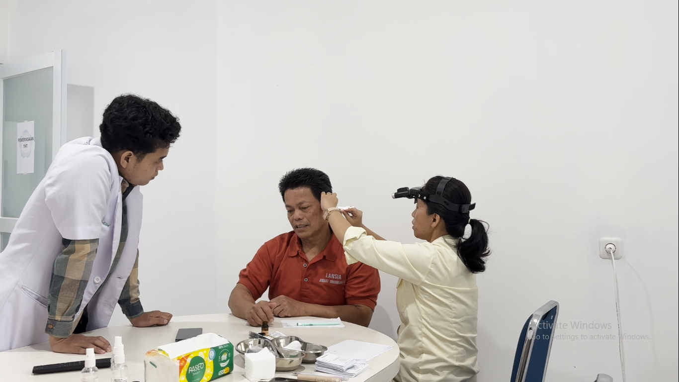 UKI PAULUS GELAR LAYANAN KESEHATAN GRATIS